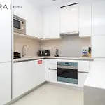 Mira Holiday Homes - Luxury 1Br In Canal Front With Waterfront Living