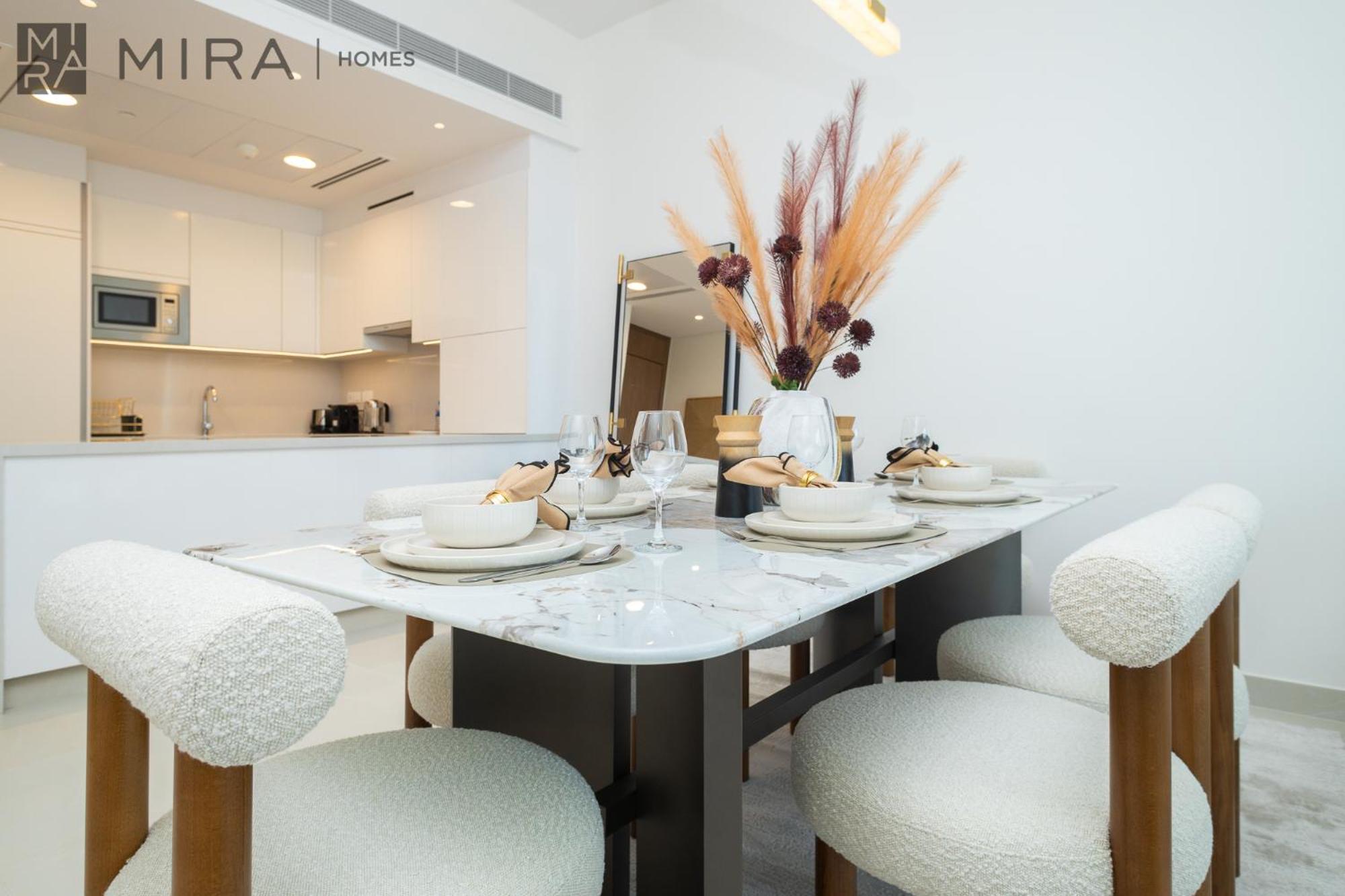 Apartment Mira Homes - Luxury 1br In Canal Front With Waterfront Living