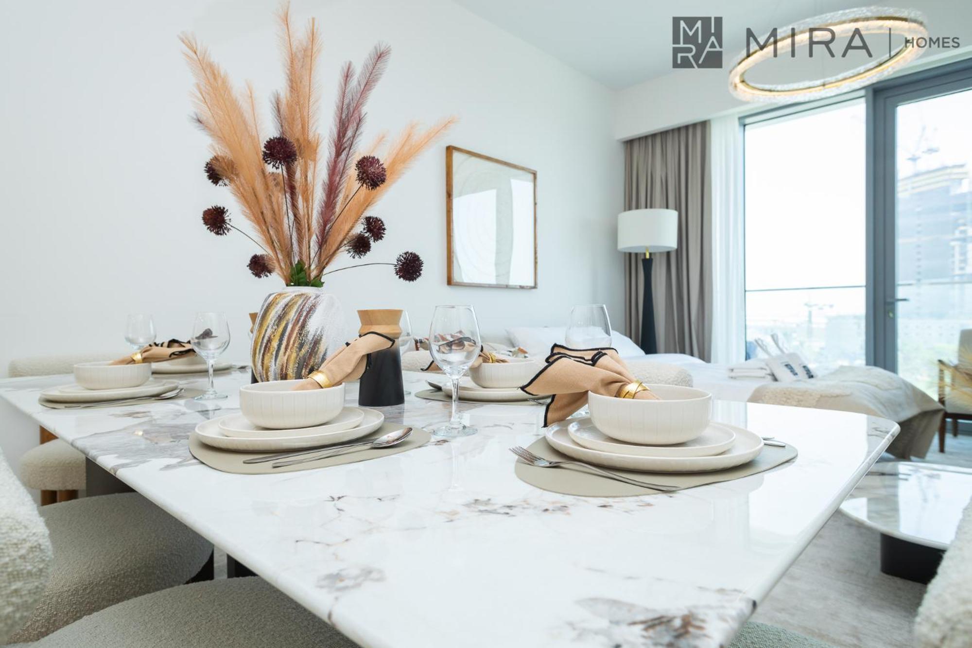 Apartment Mira Homes - Luxury 1br In Canal Front With Waterfront Living *